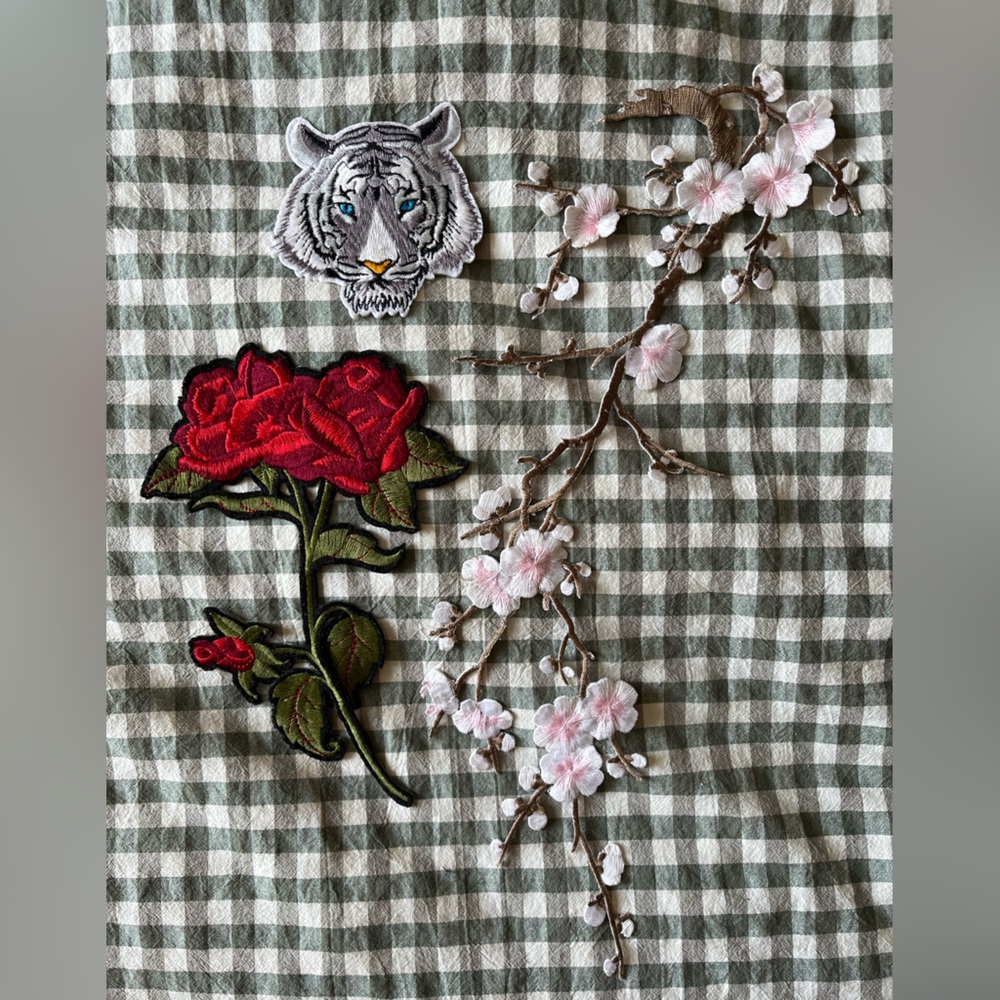 Four patches/appliqués